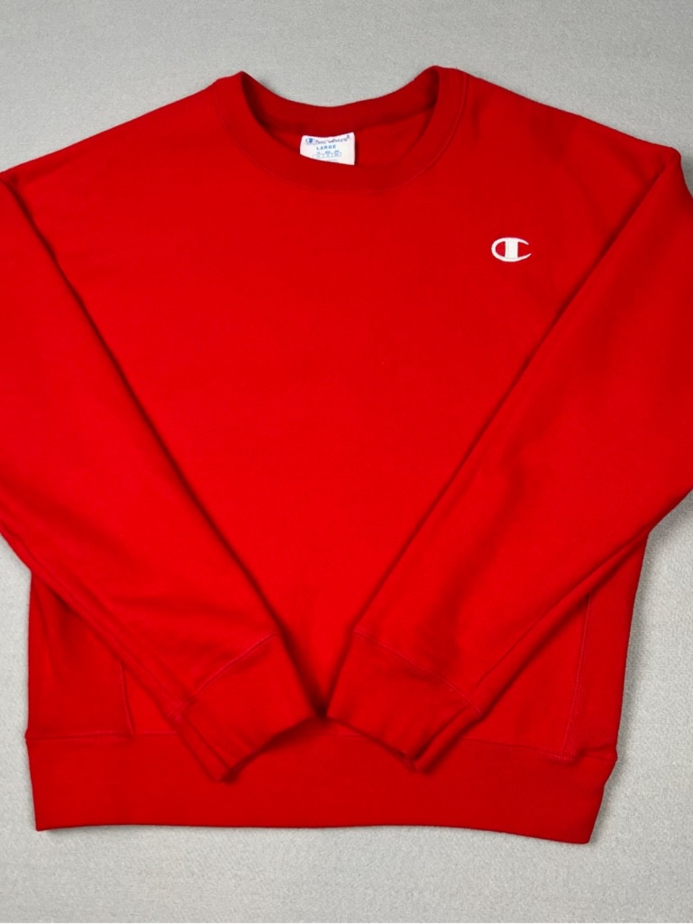 Champion Women’s Large Red Reverse Weave Crewneck Sweatshirt Embroidered Logo